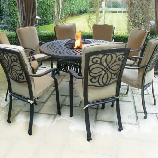 Fire and Ice 8 Dining Set - Regatta Garden Furniture